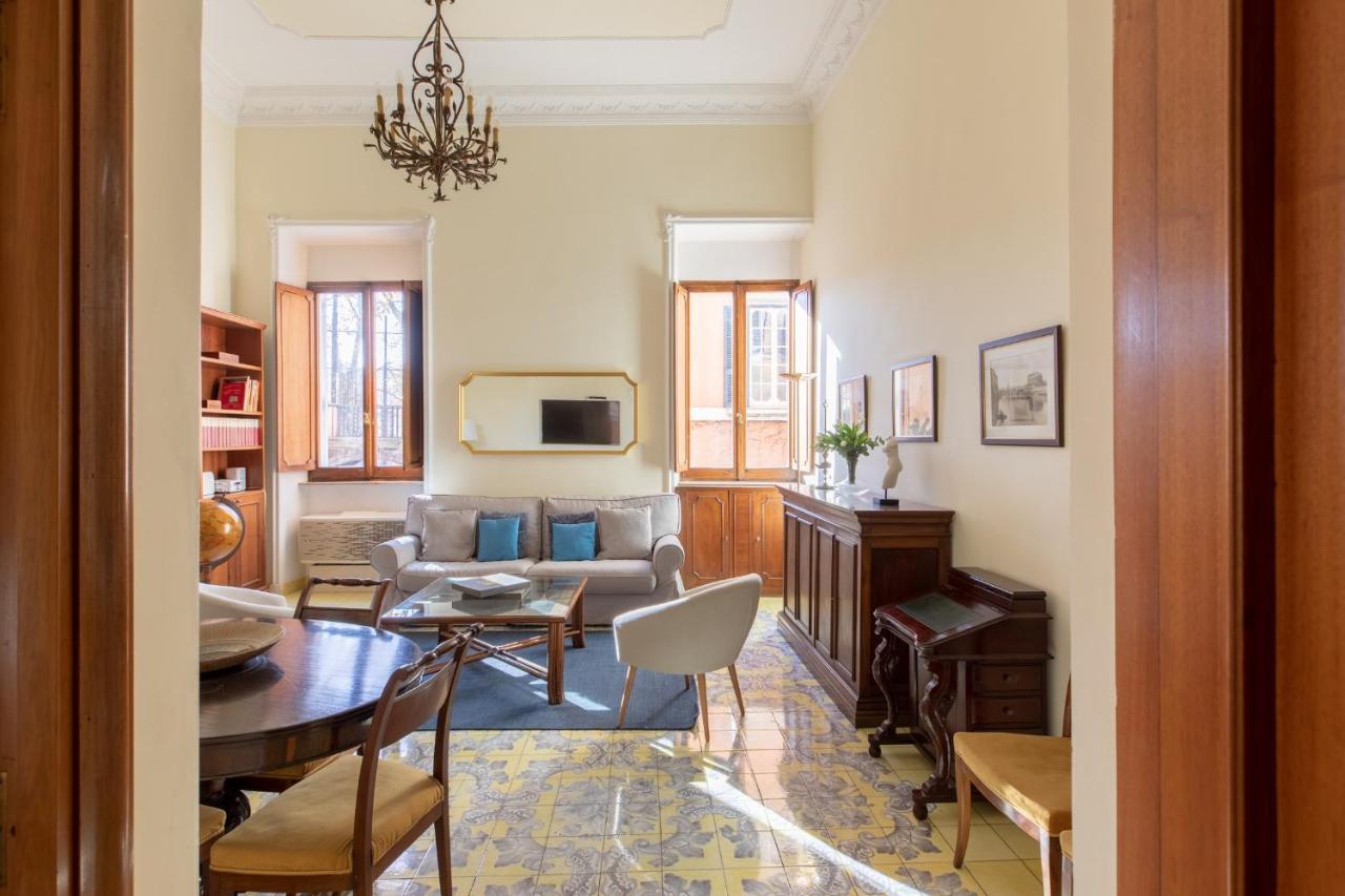 Iflat Campo De Fiori Cozy Flat Apartment Rome Bagian luar foto