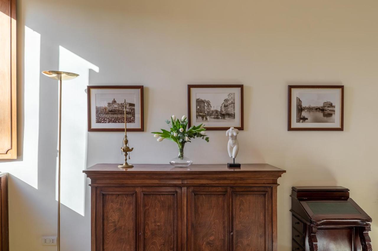 Iflat Campo De Fiori Cozy Flat Apartment Rome Bagian luar foto