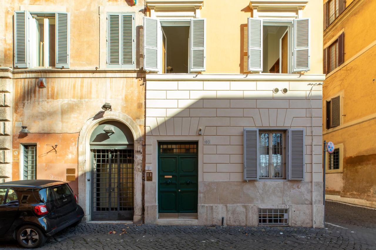 Iflat Campo De Fiori Cozy Flat Apartment Rome Bagian luar foto